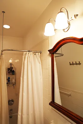 Rented by Chris Stewart, LREB | media 35