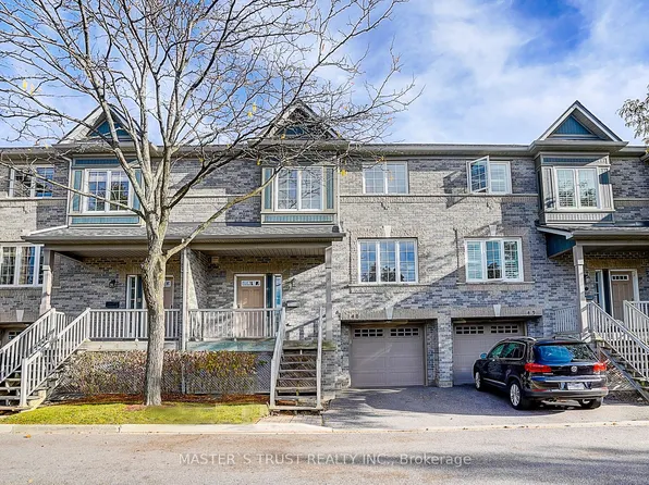 5535 Glen Erin Dr #48, Mississauga, ON L5M 6H1