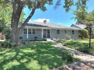 9450 Springwater Dr, Dallas, TX 75228