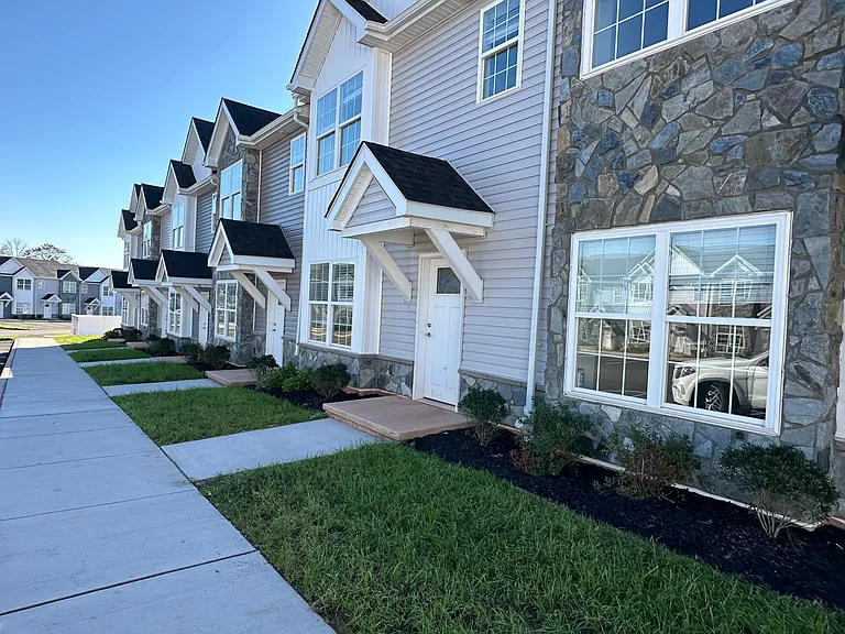 Aspen Ridge Townhomes — Photo 35