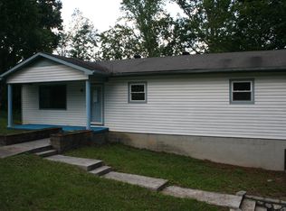 230 Davenport Rd, La Follette, TN 37766