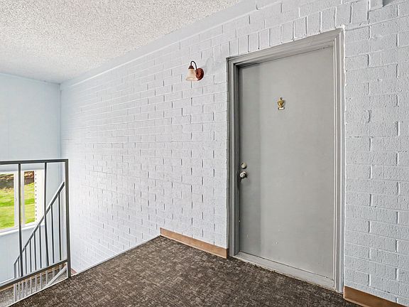2nd image of 1300 Golden Cir