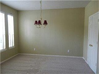 5th image of 4618 Reams Ln