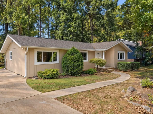6721 Brookhollow Dr, Raleigh, NC 27615