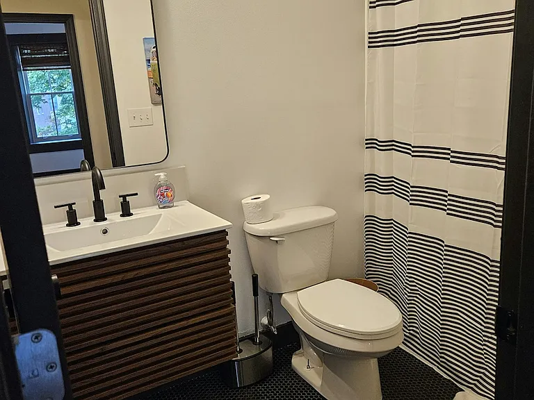 172 River St #401 — Photo 10