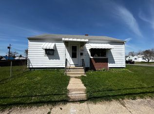 1701 W Calvert St, South Bend, IN 46613