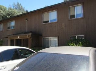 1887 Conifer Way, Redding, CA 96002