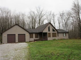 1038 Holcomb Rd, Jefferson, OH 44047