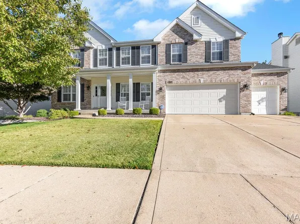 4349 Hawksley Run Ct, Saint Louis, MO 63129