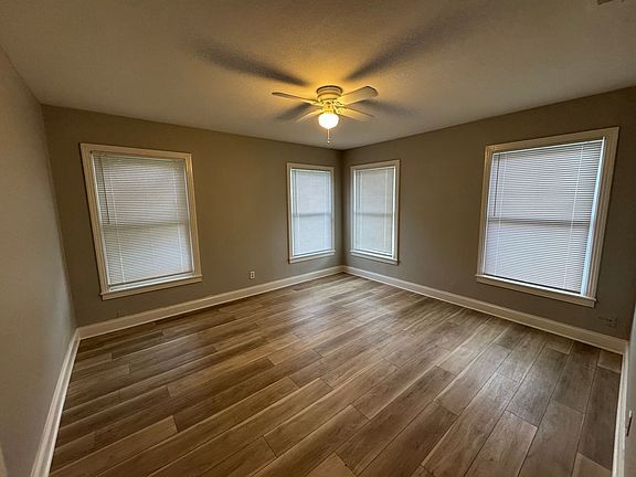 4th image of 1309 Sunset St