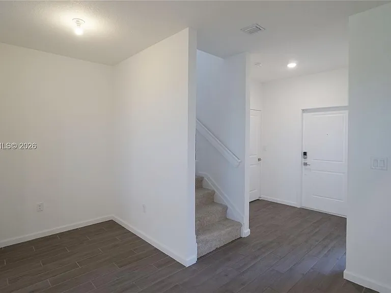 2411 SE 10th St #2411 — Photo 28