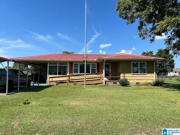 520 6th Ct, Pleasant Grove, AL 35127