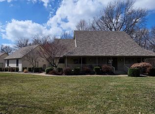 2105 Brookside Dr, Trenton, MO 64683
