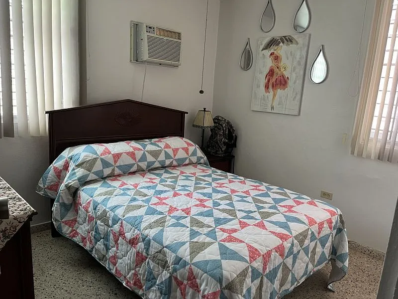 3 bed, 1.5 bath, 1518 sqft, $1,200 — Photo 4