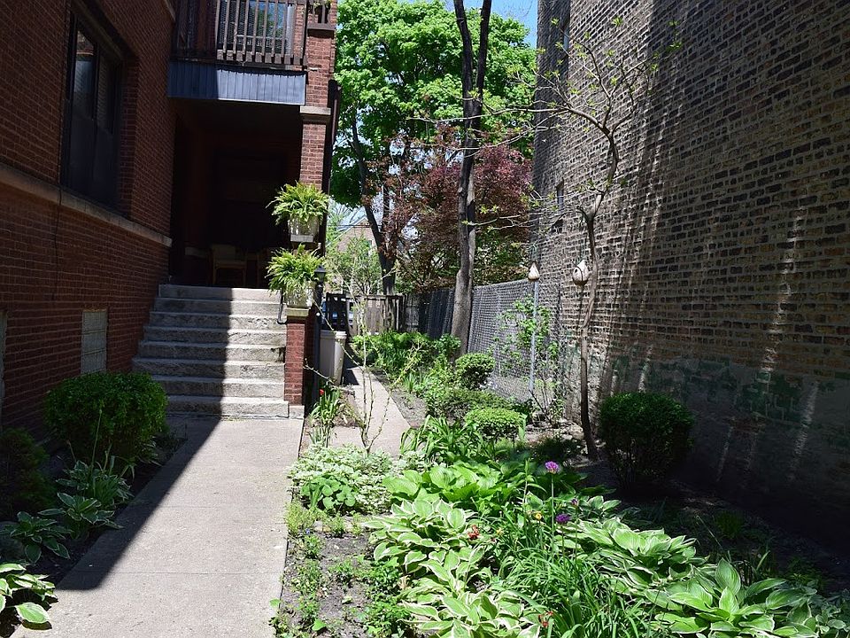 1st image of 1420 W Rosemont Ave #2N