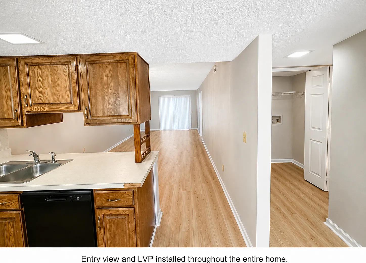 2 bed, 2.0 bath, 948 sqft, $1,485 — Photo 3