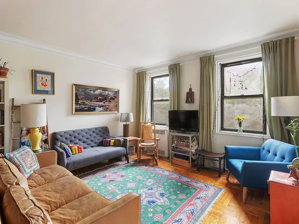 385 E 18th St APT 4J, Brooklyn, NY 11226