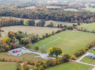 320 Capps Farm Ln, Mc Ewen, TN 37101