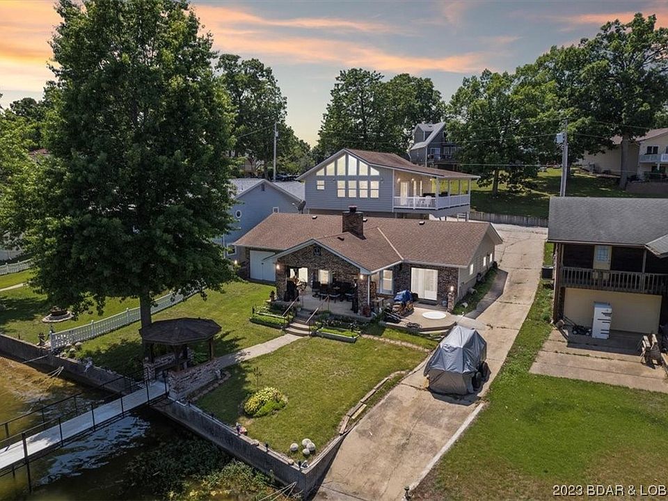 1st image of 52 Christenson Dr