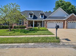 1505 Lincoln Knolls Dr, Edwardsville, IL 62025