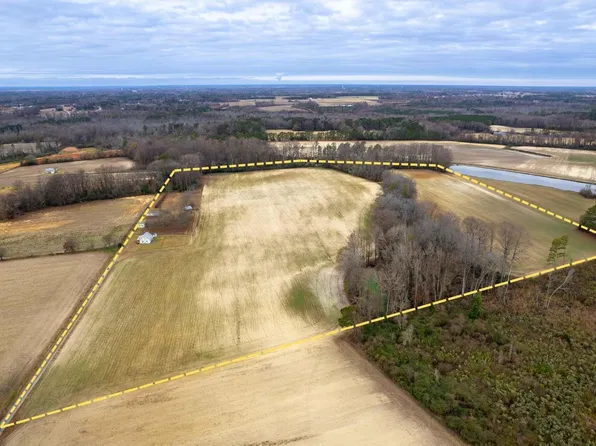 396 Riley Vann Ln, Dunn, NC 28334