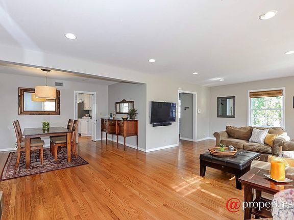 Living Room / Dining Room