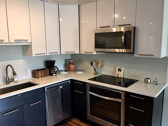2nd image of 922 100th Ave NE APT 224