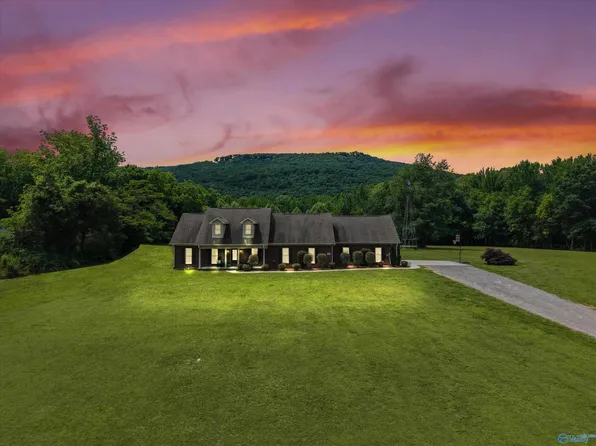 134 Grayson St, Gurley, AL 35748