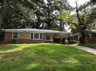 2350 Ridgecrest Ln, East Pt, GA 30344