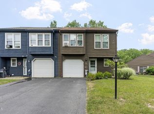 76 Westchester Dr, Clifton Park, NY 12065
