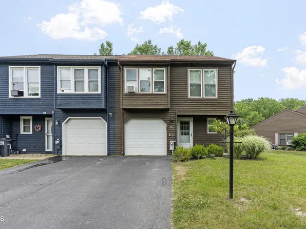 76 Westchester Drive, Clifton Park, NY 12065