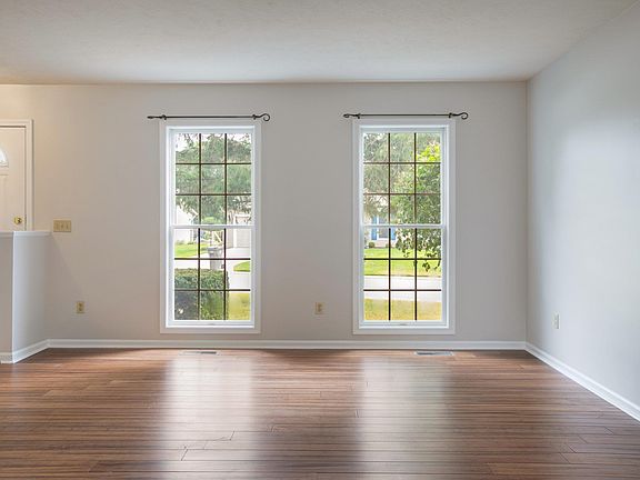 2nd image of 54347 Sagewood Dr