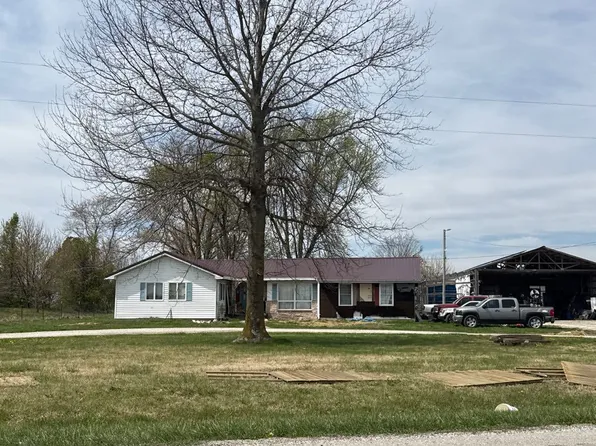 832 S Us Highway 67, Kane, IL 62054