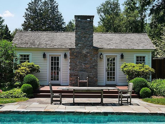 Pool House