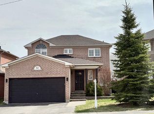 52 Stanley St, Barrie, ON L4M6V6