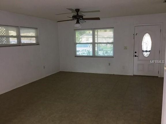5th image of 2528 Stratford Dr