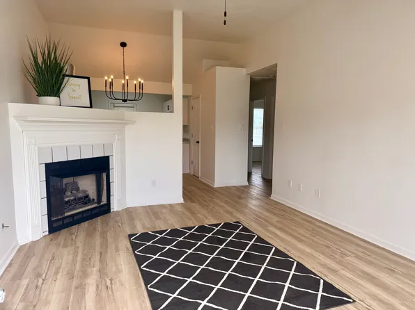 51-53 Brooksie Dr #A & B, Jackson, TN 38305
