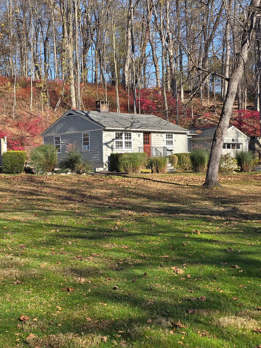 Cottage - 680A Titicus Rd