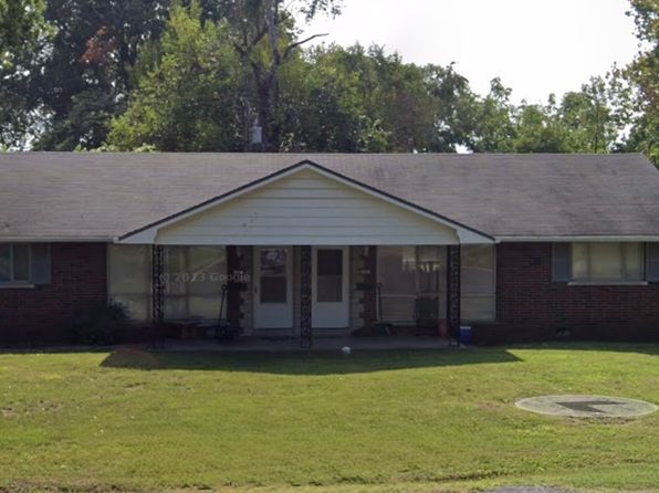 27 Beth Ann Dr