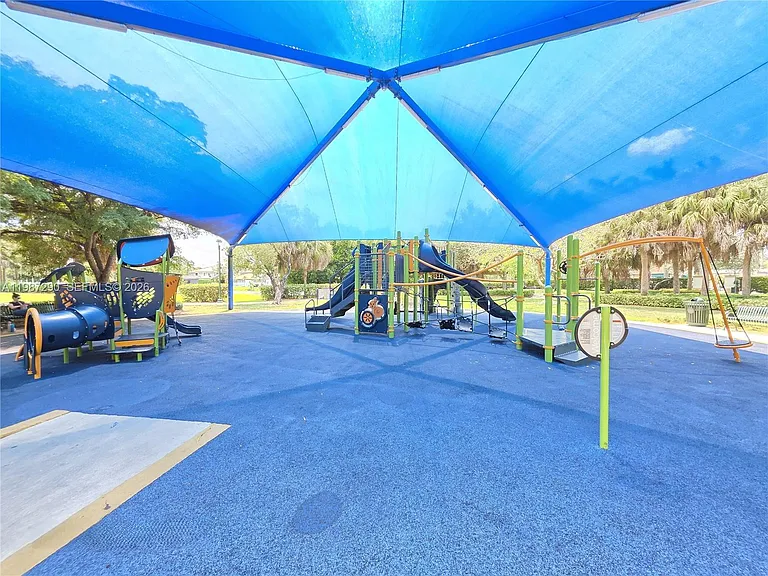 16404 Diamond Head Dr — Photo 56