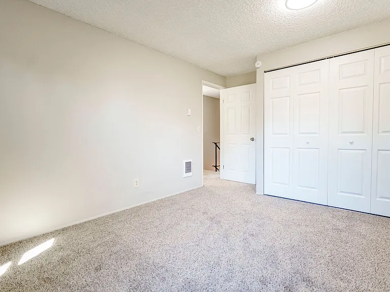 530-Elmwood Village — Photo 38