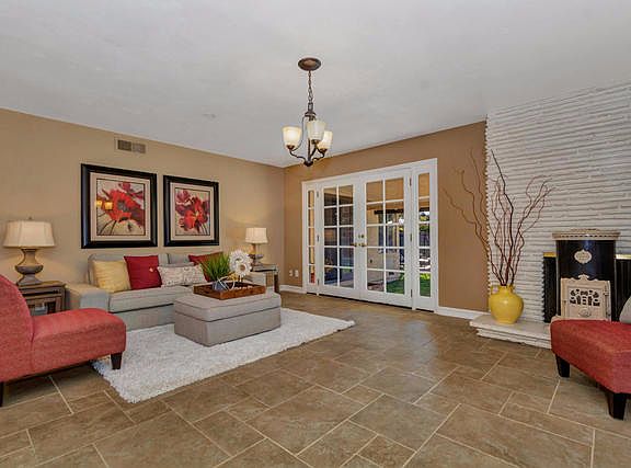 4th image of 1344 San Clemente Way