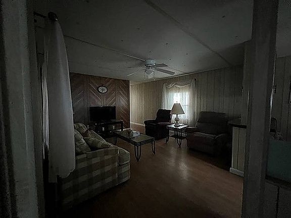 5th image of 813 Ontario St