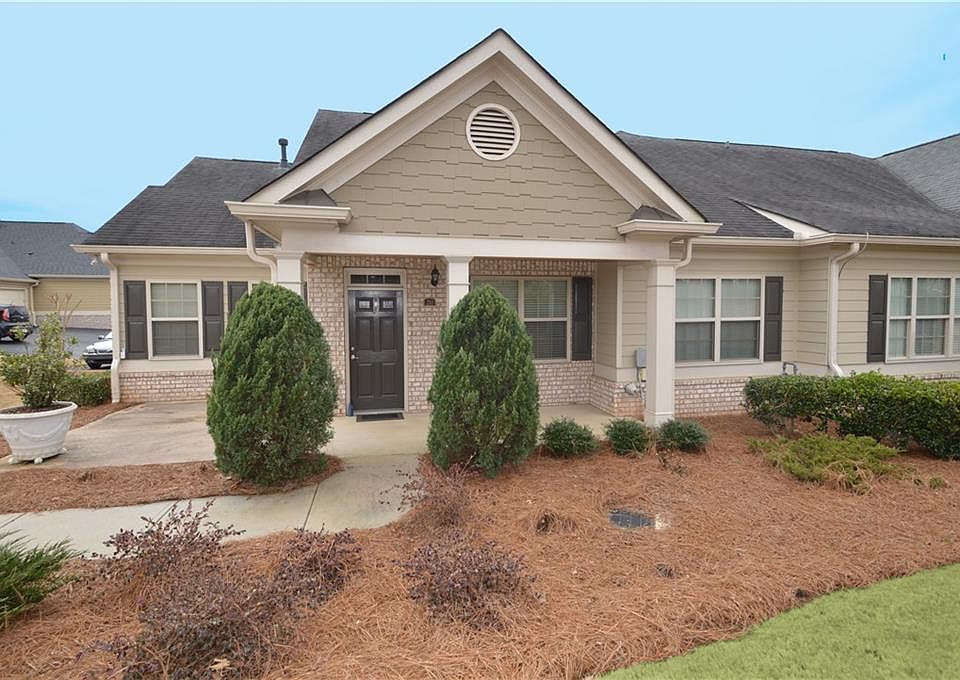 1st image of 210 Orchards Cir