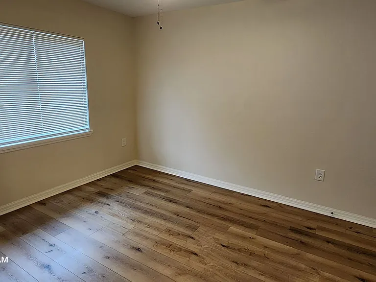 802 E Jasmine Rd — Photo 11