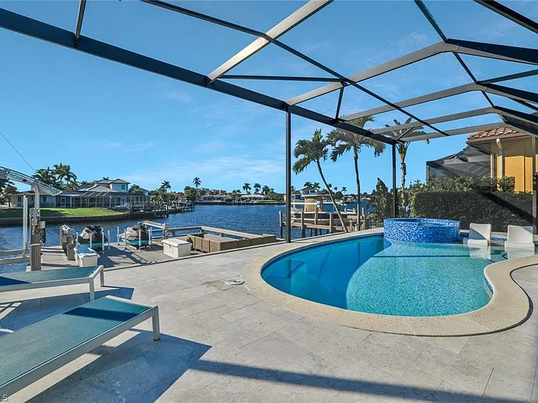 50 Copperfield Ct — Photo 34