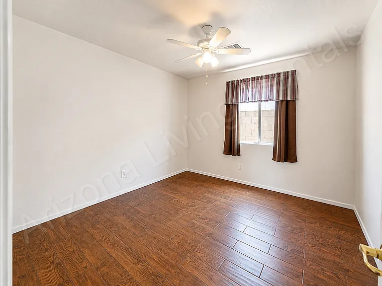 3425 N Yuma St — Photo 14