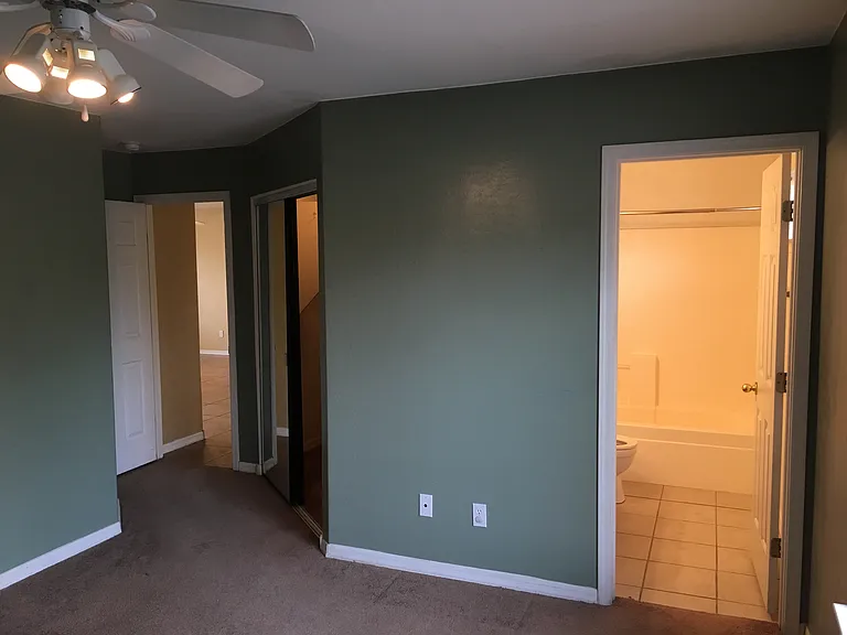 2536 E McArthur Dr — Photo 10