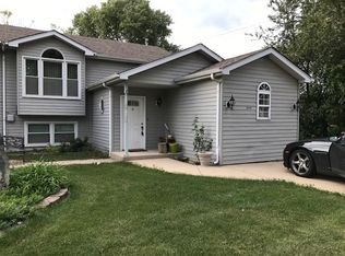 1264 Church Rd, Aurora, IL 60505