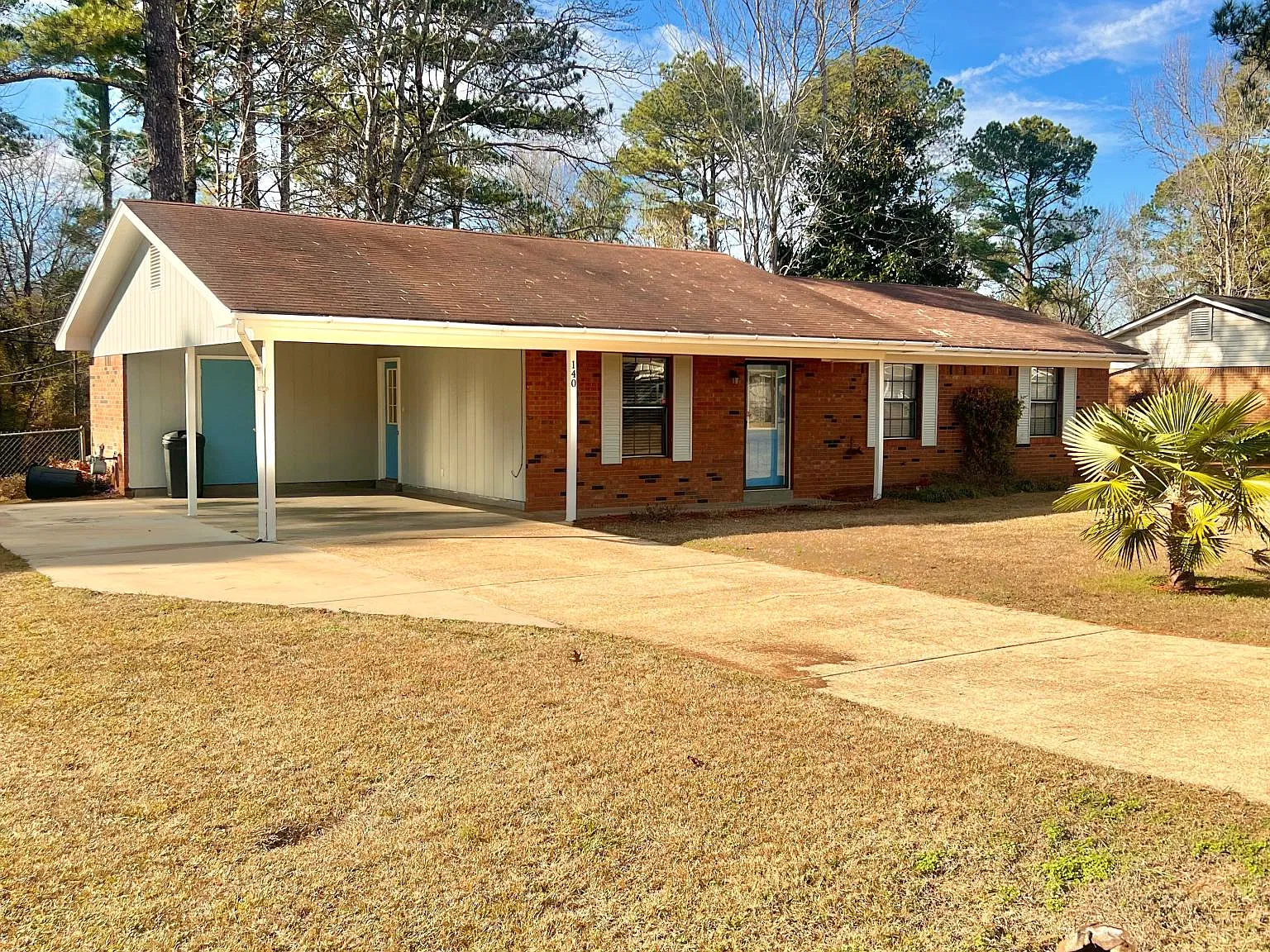 3 bed, 1150 sqft, $1,600 — Photo 2